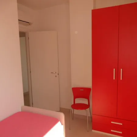 Il Laghetto Aparthotel *